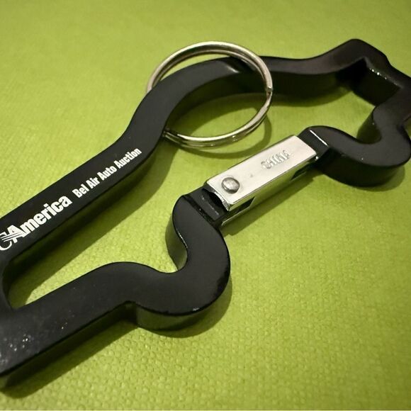 Black Car Shape Keychain Clip – BSG America Carabiner Style - Picture 13 of 14